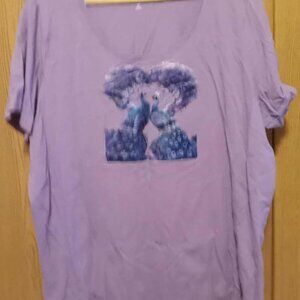 Women Within 2X, Lavendar SS scoop neck, peacocks transfer